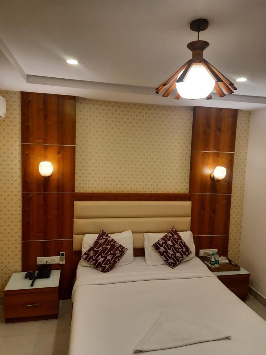 Address 24 Inn Bangalore Exterior foto